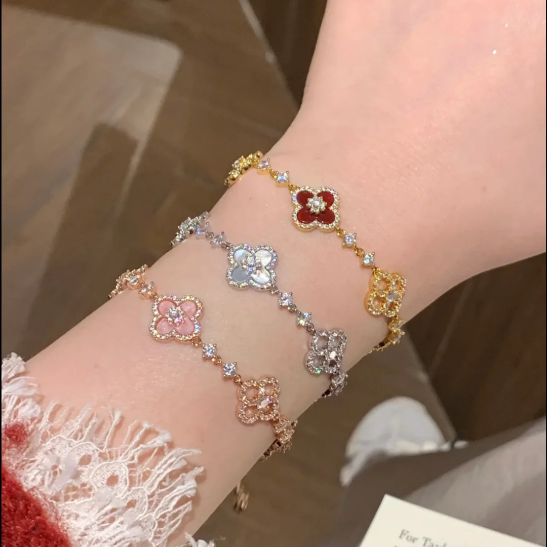 Eternal Clover Bracelet