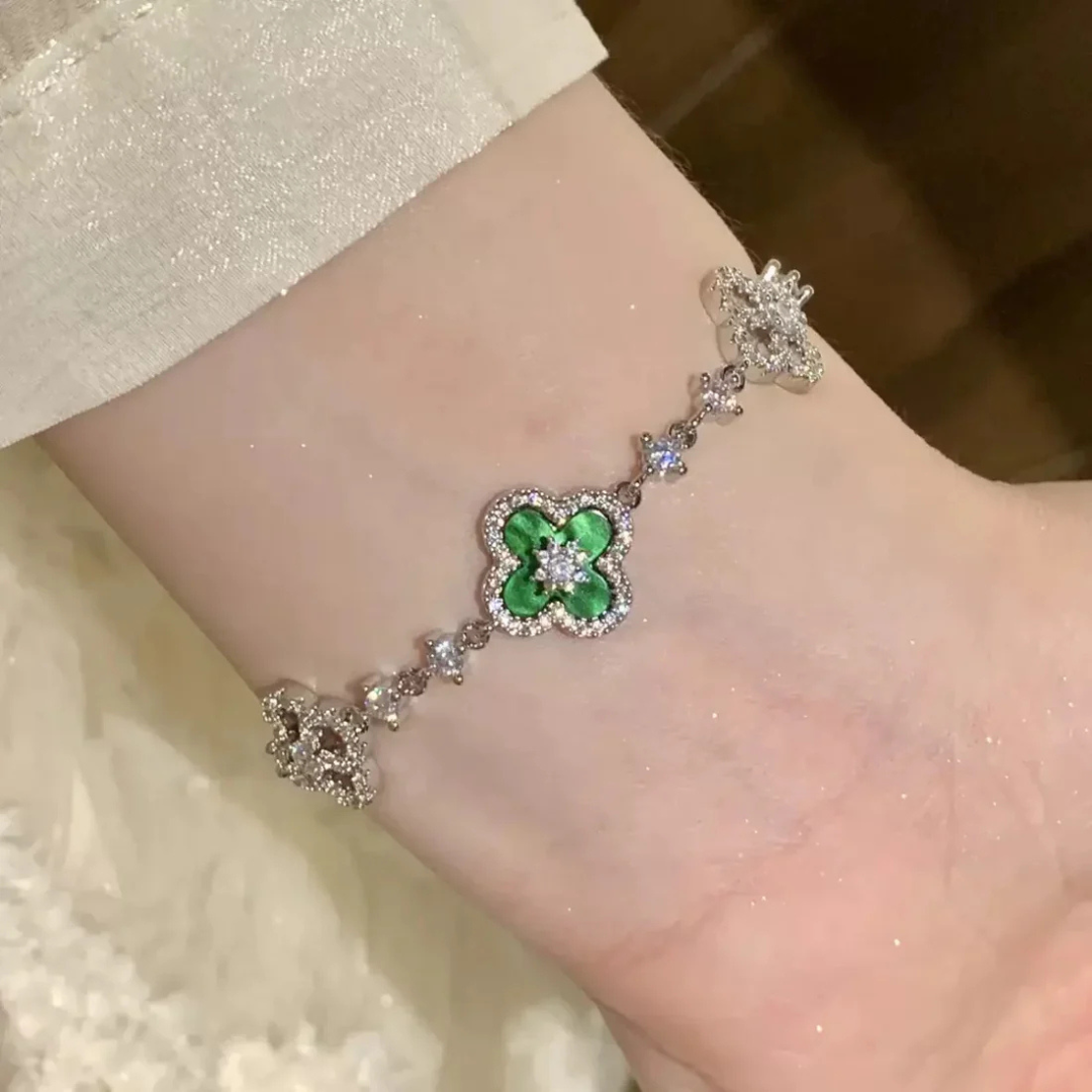 Eternal Clover Bracelet
